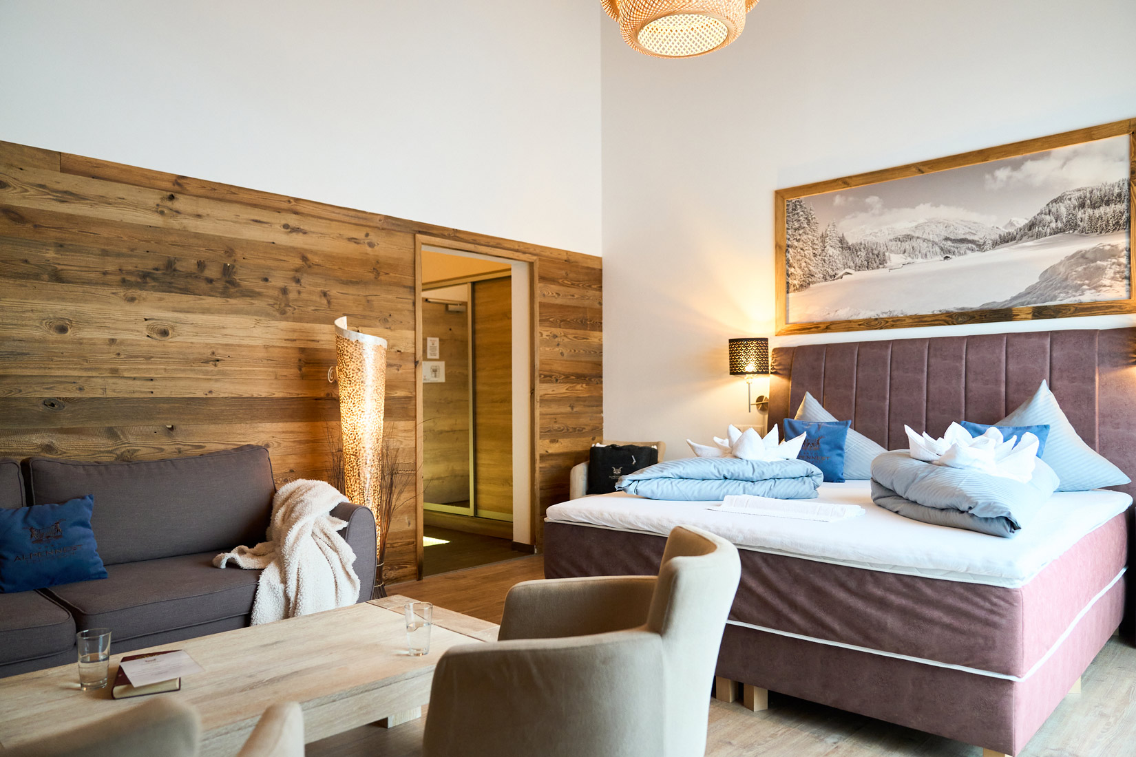 Doppelzimmer Superior mit Bergblick im Hotel Alpennest